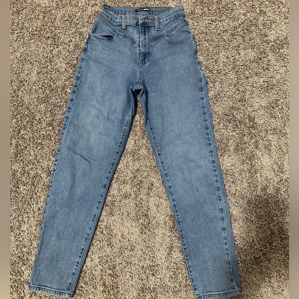 Fashion nova jeans